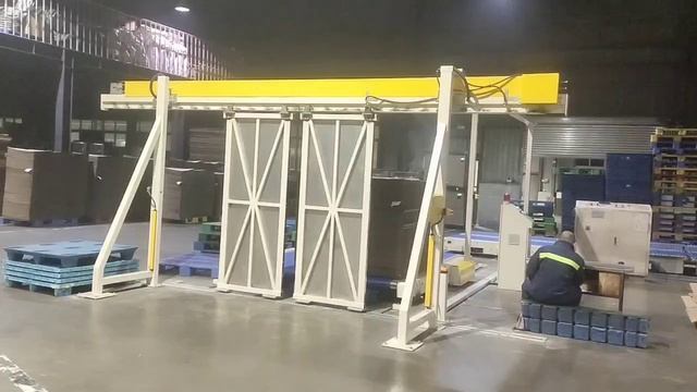 Устройство загрузки кип гофрокартона  на паллеты - цеховая транспортная система