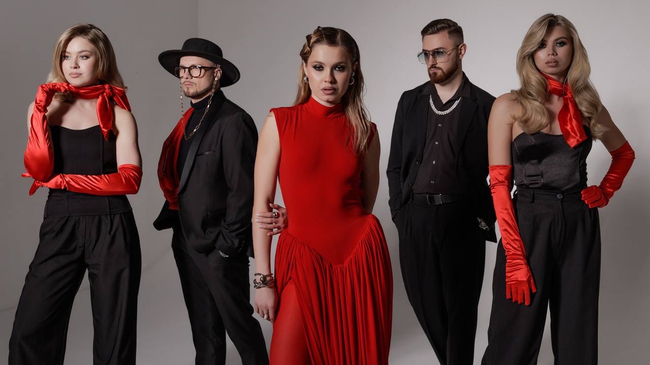 @nestroynie x @kalibrishow — гранд-состав на корпоративе компании «Моторленд».