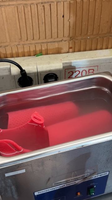 Индивидуальные протезы и ортезы напечатанные из фотополимера HARZ Labs