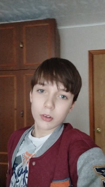 Стрим Реал Мадрид- Бенфика но вы нибудите видеть матч из за авторских прав сори