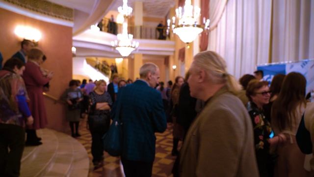 Служебный Вход_10