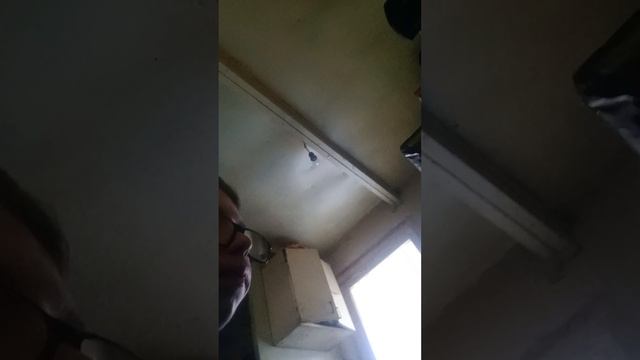 Чищу газовую плиту