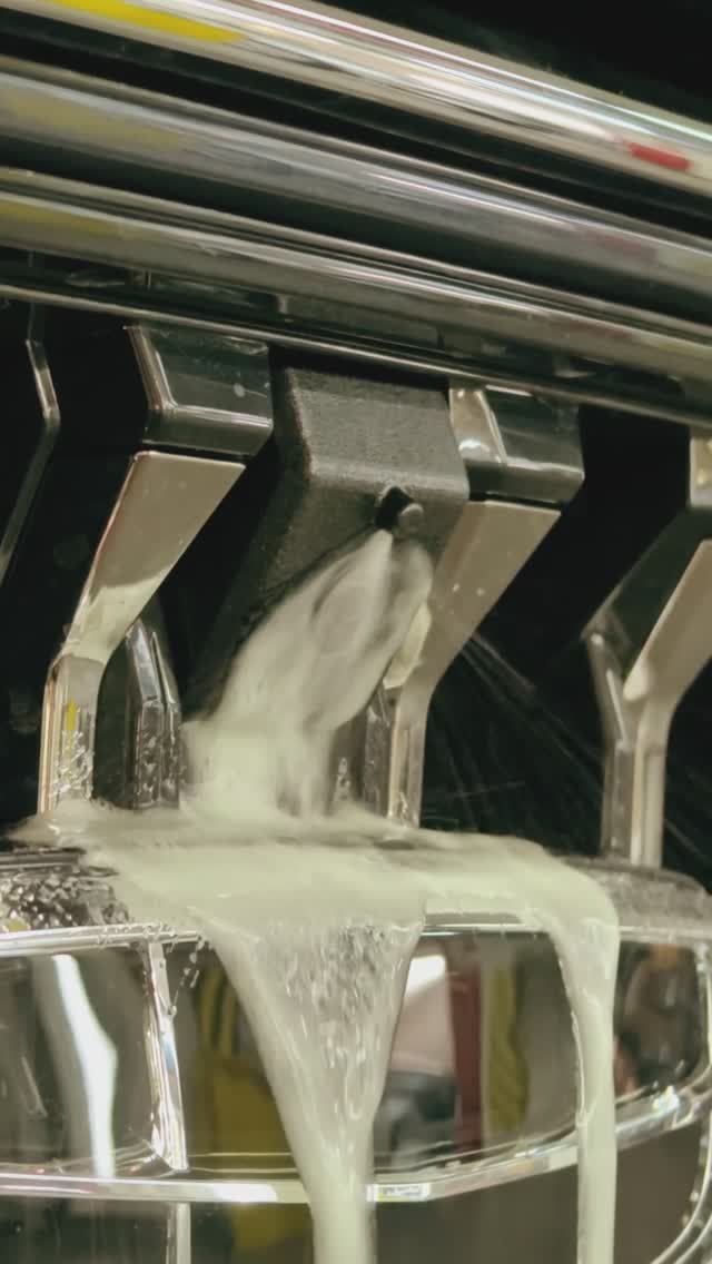 Омыватель Камеры переднего вида Geely Monjaro 2025 ( рестайлинг )