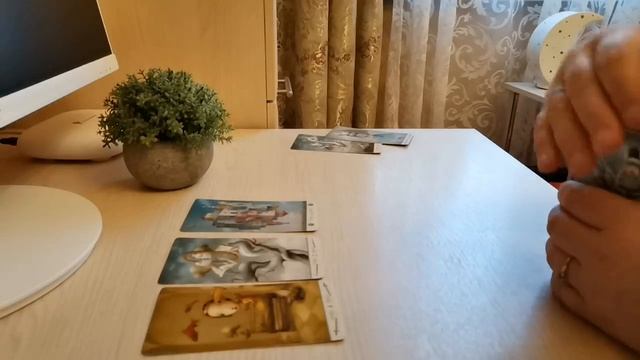 Что ожидать в ближайшие дни. Таро онлайн