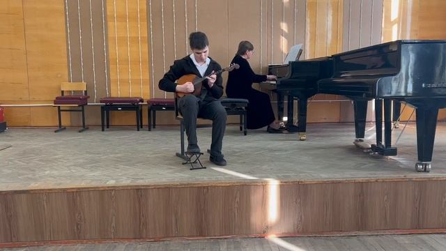 А.Вивальди.Концерт Ре-мажор.А.Дмитриев (домра)