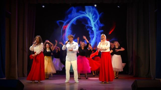 Фолк-группа 