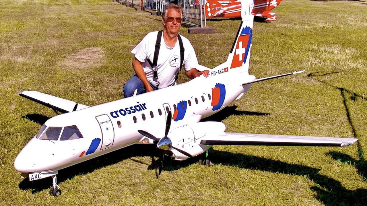 ВАУ !!! ОГРОМНЫЙ RC SAAB-340 / ФАНТАСТИЧЕСКАЯ ЭЛЕКТРИЧЕСКАЯ МАСШТАБИРОВАННАЯ МОДЕЛЬ