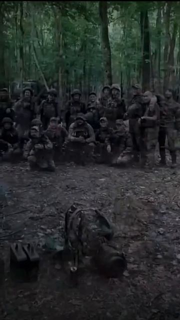 Уходят мужики на фронт