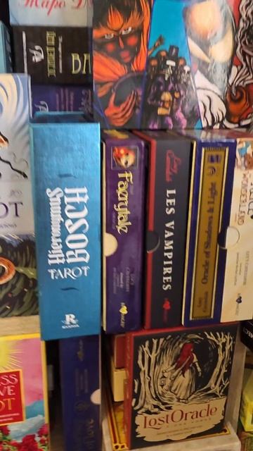 Хранение Таро. Моя коллекция колод Таро и Оракулов