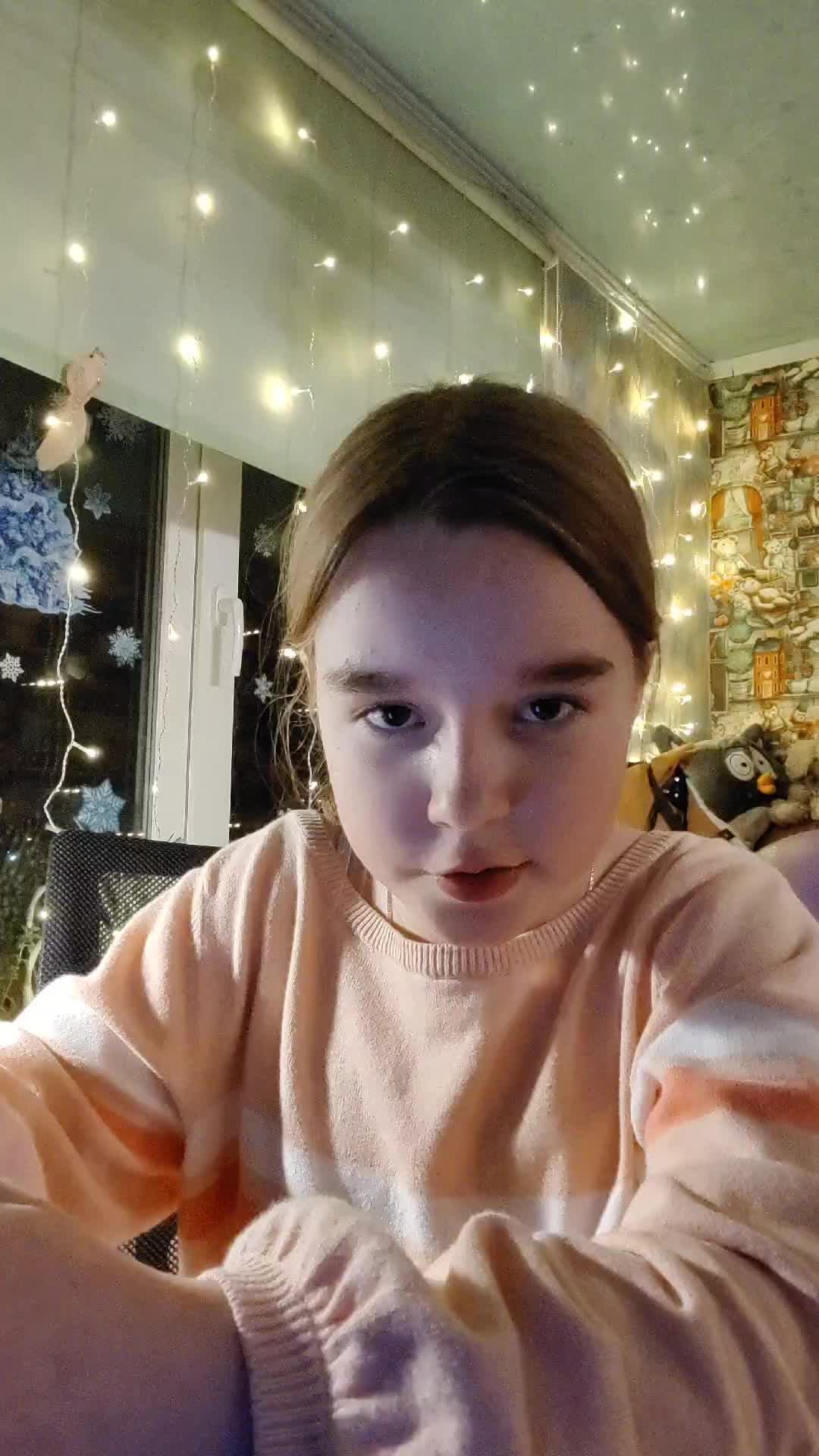 Дичает апрель..