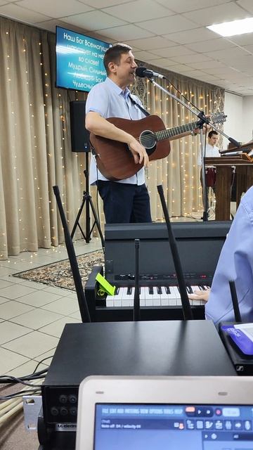 Наш Бог всемогущий! #песня #прославление #Бог #царь #царствует #церковь #хвала