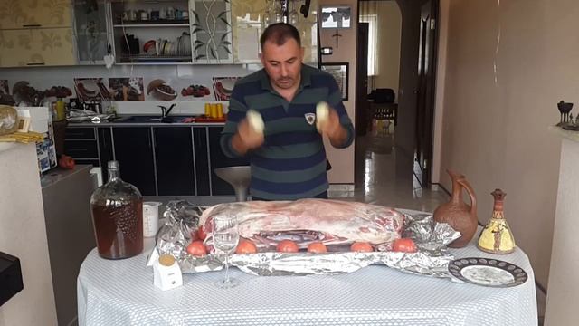 ЦЕЛАЯ БАРАНЬЯ ТУШКА В ДУХОВКЕ