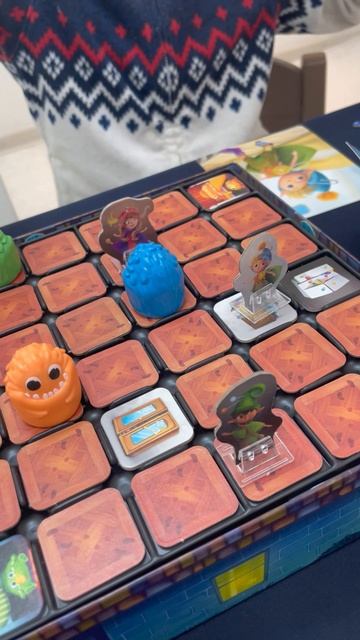 Носочные монстры или тренинг по поиску носков