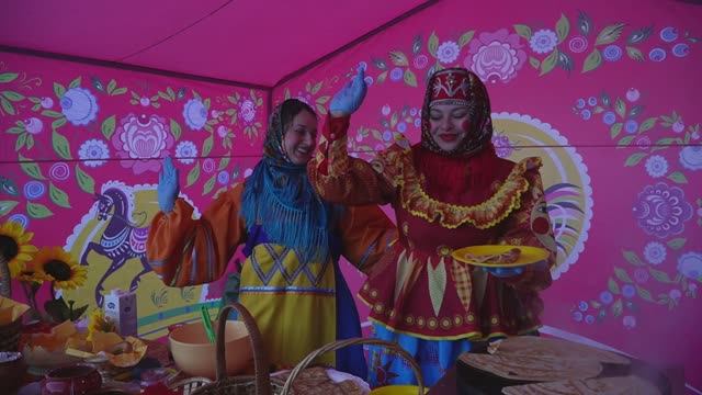 Соседская масленица в ЖК Скай Гарден