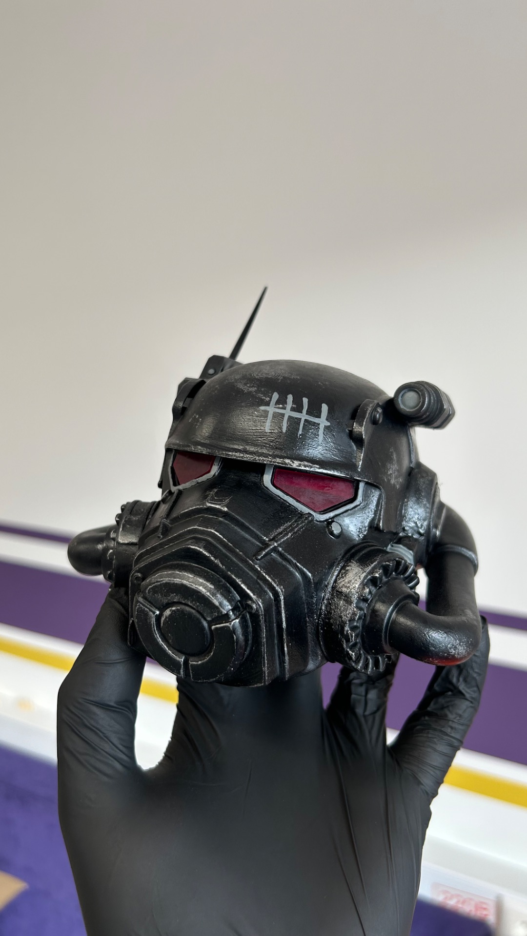 Шлем НКР из Fallout напечатанный из фотополимера HARZ Labs Tough Black