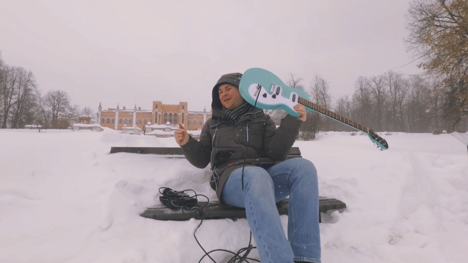 Импровизация в усадьбе Марфино, Epiphone Melody Maker E1, строй DADGAD