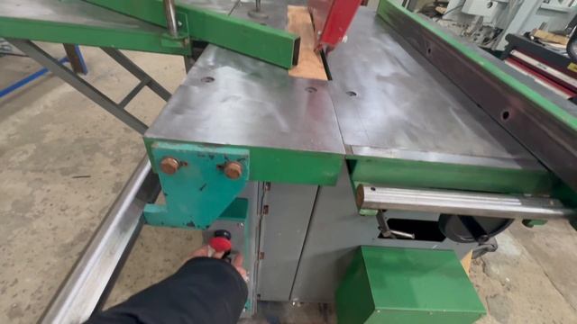 Круглопильный станок