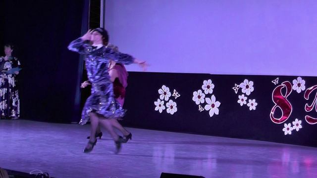 Блондинки.В джазе только девушки