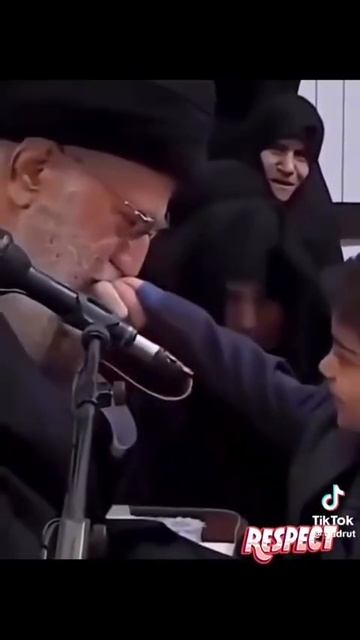 Два разных мира