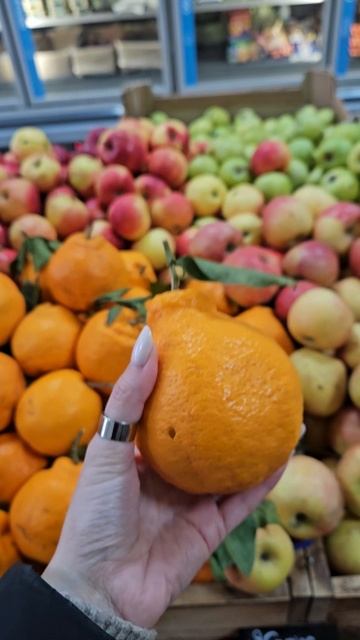 А как проходит ваш день? 

Коллажист и дизайнер Анна Март.
Тг/инст: Martcollage
Www.martanna.ru