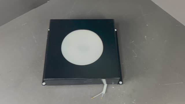 Светодиодный светильник Грильято GX70 200х200 25Вт 2000Лм, Черный 4200К