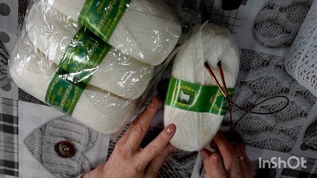 Третий старт в триостартах марта-2026.  Вяжу безрукавку...