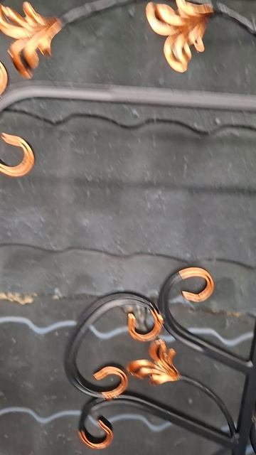 6 марта 2026г.Крест ритуальный, черный матовый окрас с медной папиной.