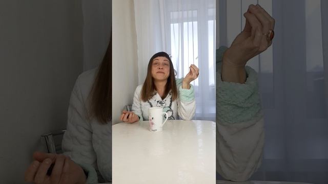 Седая, увядающая в 20 лет из-за недомужиков!! Девушки, женщины принимайте себя такой какая вы есть!!