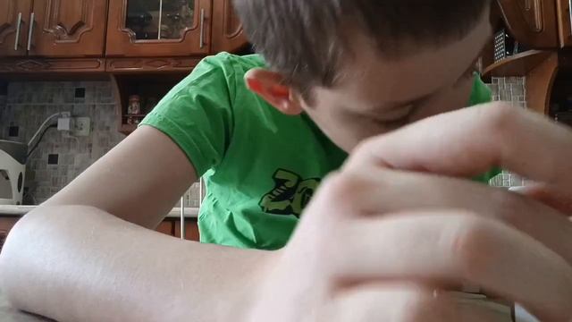 собираем набор Lego Minecraft из посылки