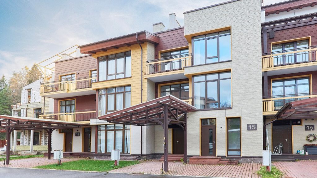 г. Санкт-Петербург,Приморский р-н,п. Лисий Нос,ул. Песочная,д. 5,стр. 15