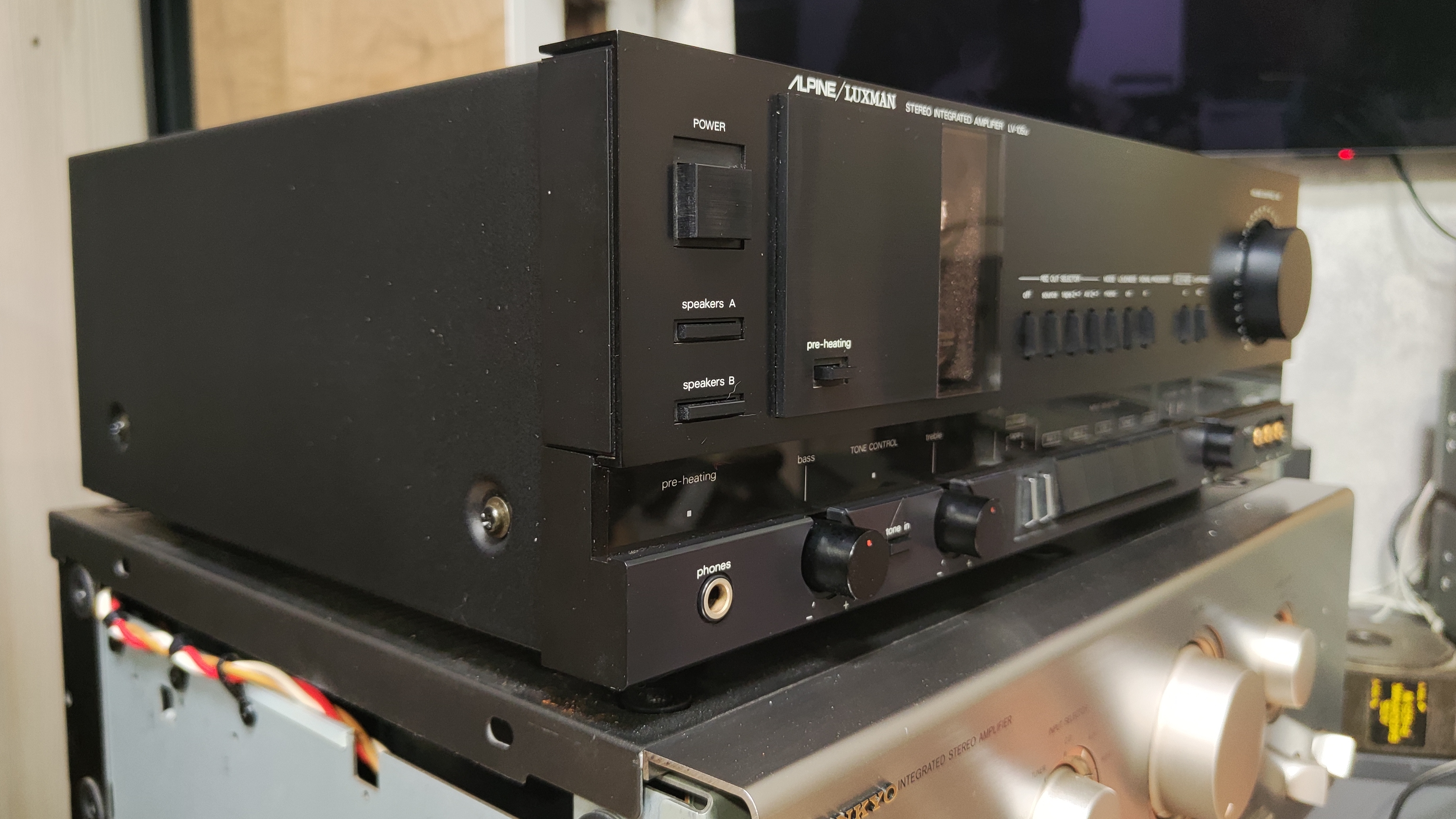 LUXMAN LV 105 Ultra
