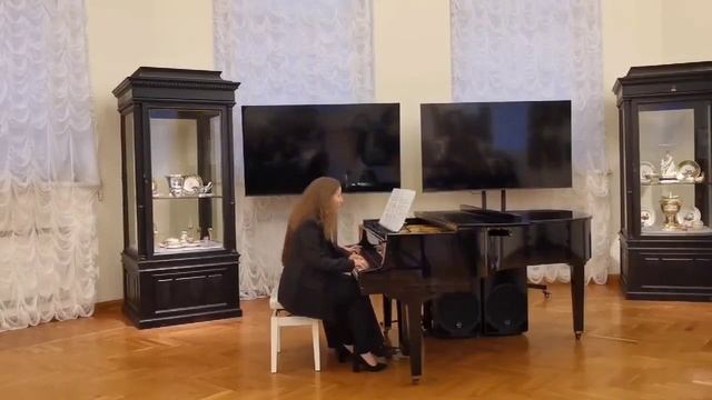 Е. Дюльденко 