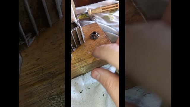 Как разобрать головку цилиндра двигателя и рассухарить клапана мопеда Альфа Дельта полный разбор