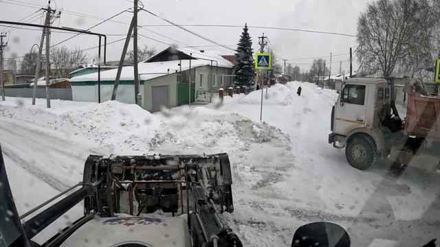Hidromek 102b весна только в календаре