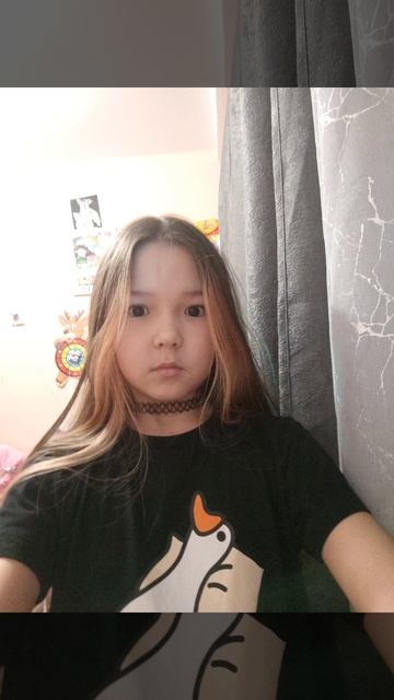 Показываю внешку потому что вы меня очень порадовали 4 подписчика за 3 дня ну короче смотрите💋💞