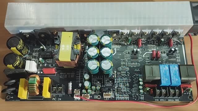 Испытание платы усилителя YD 7120 500+500 W