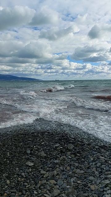 Красивый морской прибой