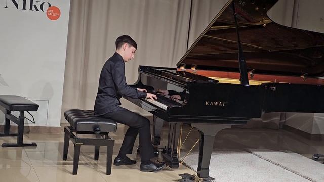 С. Прокофьев Соната N6 Ля мажор, соч. 82. исп. М. Пироженко.mp4