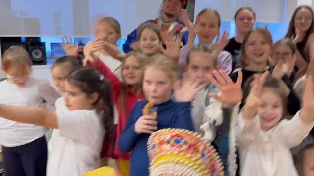 МАСЛЕНИЦА В ГИМНАЗИИ ИСКУССТВ И КУЛЬТУРЫ — С ДУШОЙ, ОГНЁМ И БЛИНАМИ! 🥞🔥