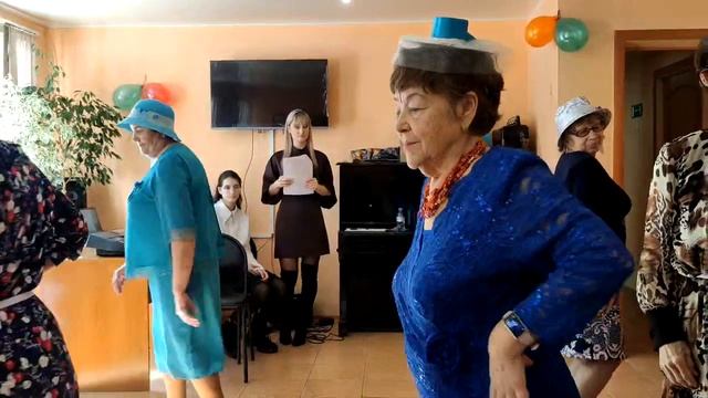 Бабушки заюшки танец.