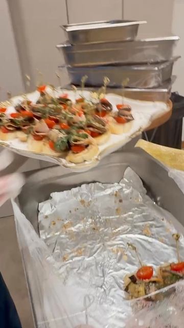 Фуршет в честь Нового года, корпоратив, декабрь 2025