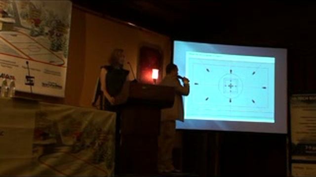 Борис Рожанский выступает на международном форуме по спортивным объектам