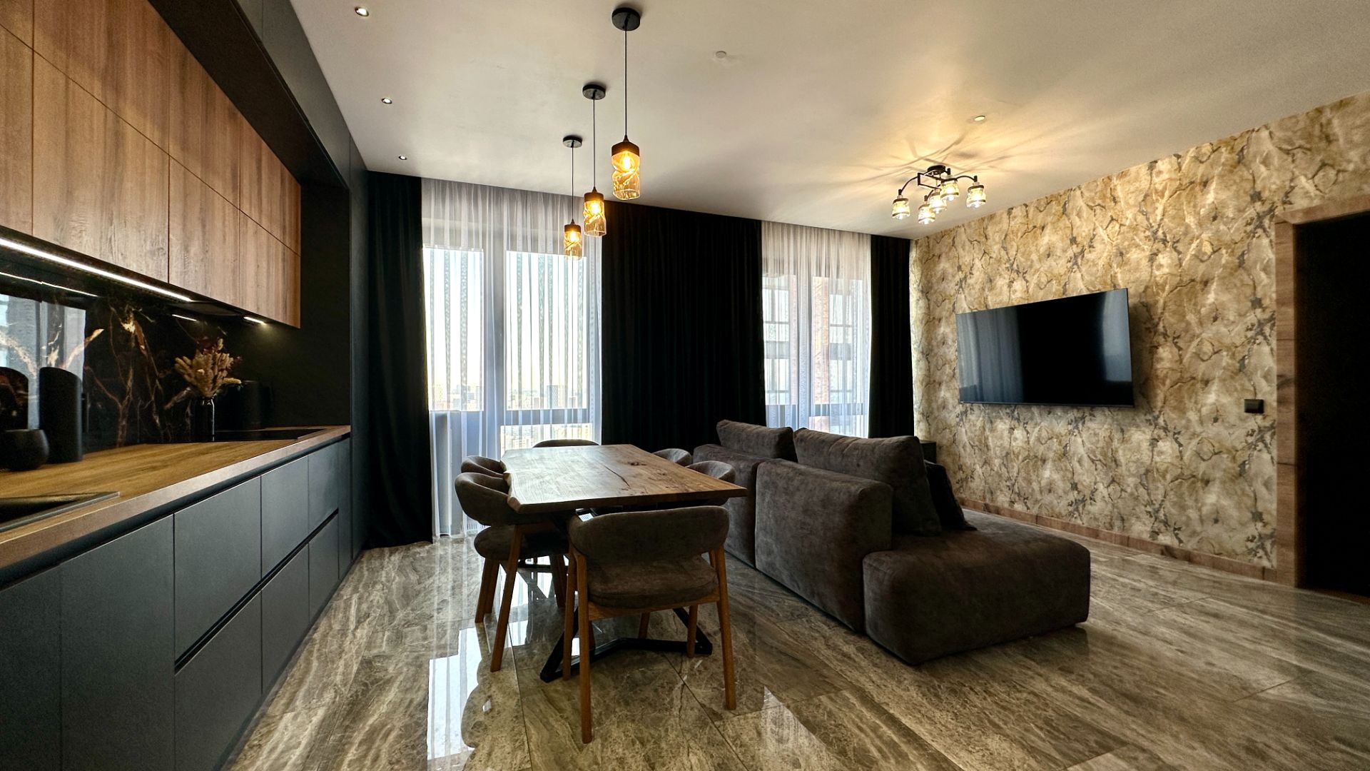 Евро 3-ка в Москве Дискапери парк