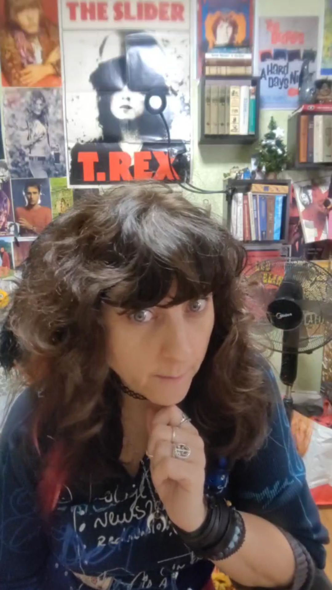 Их песни триггер к ретро кино!🎙Арт-кабаре «СеЛяВи» в шоу MuzПятница — 13 марта в 19:00 #kompromisfm