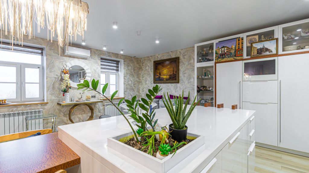 г. Санкт-Петербург,Петроградский р-н,пр-кт Петровский,д. 20