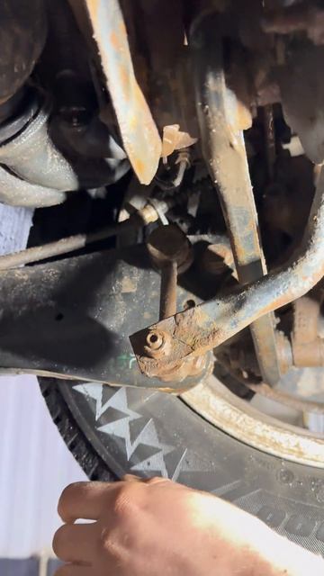 Стук определили оперативно! Стучит стойка стабилизатора, втулки и еще ряд других деталей подвески.