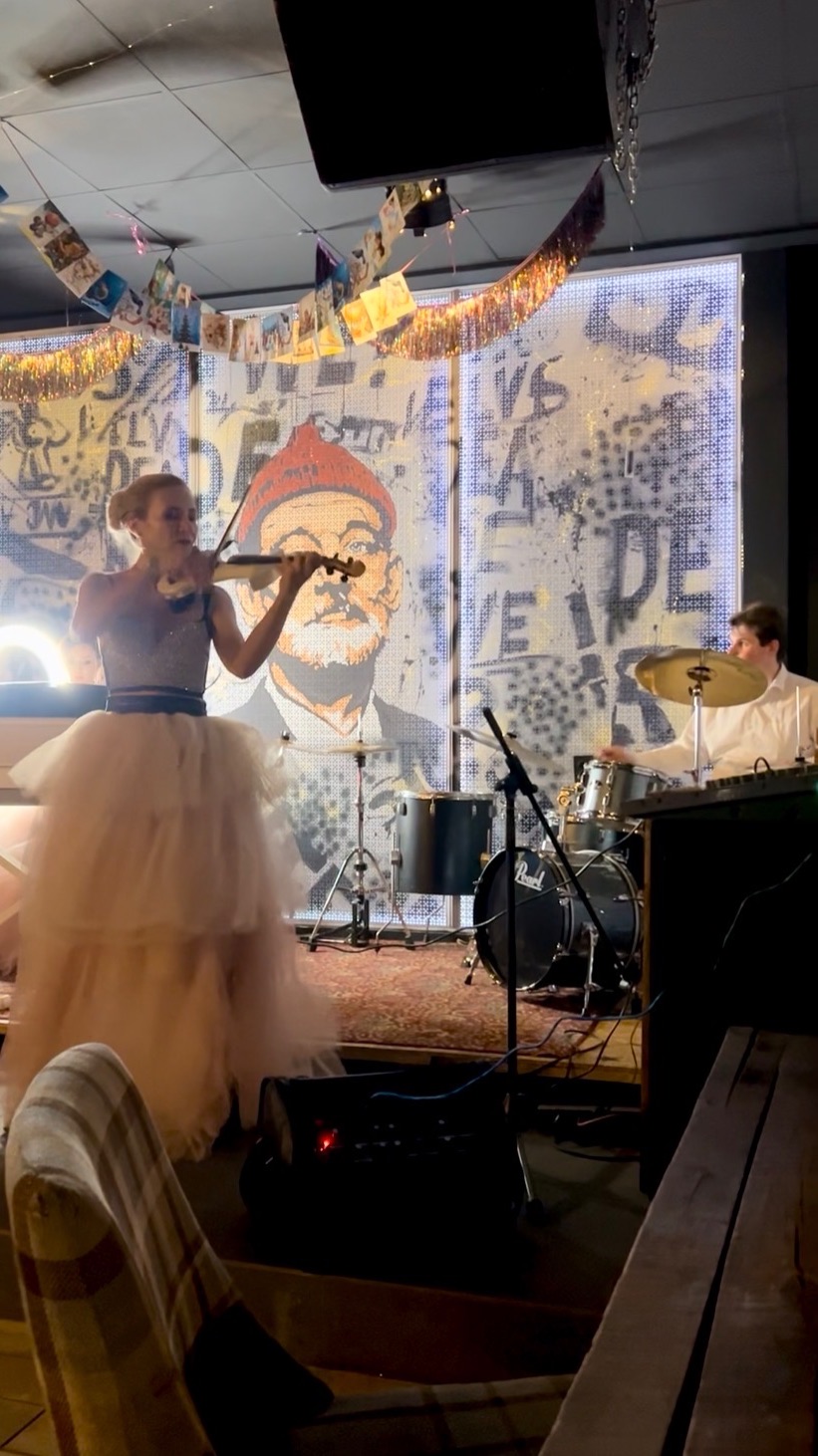 David Guetta «Dangerous», группа «Партия белыми»