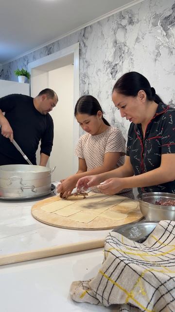 Все заняты делом🤪 #манты