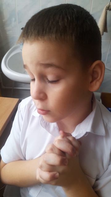 колаб три о