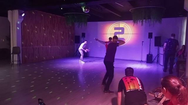 Слэм (вид сзади) под Spiderbait – Black Betty - Встреча 15.03.26